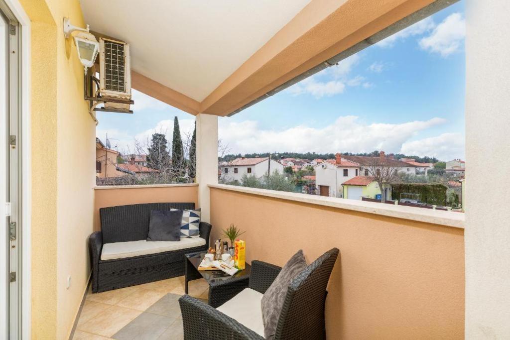 Apartment Mladenka Пула Екстер'єр фото