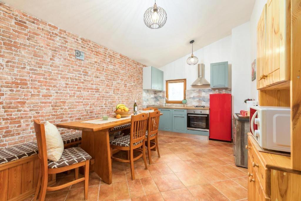 Apartment Mladenka Пула Екстер'єр фото
