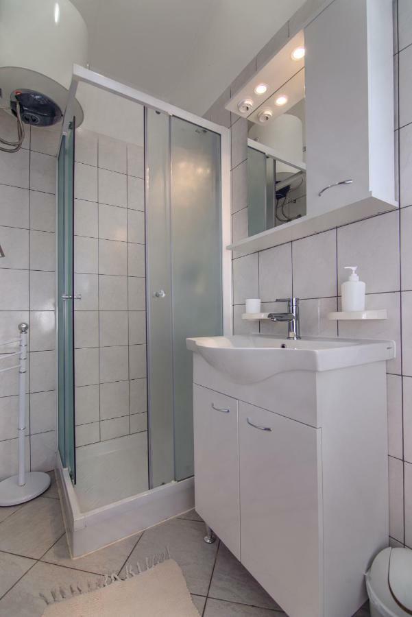 Apartment Mladenka Пула Екстер'єр фото